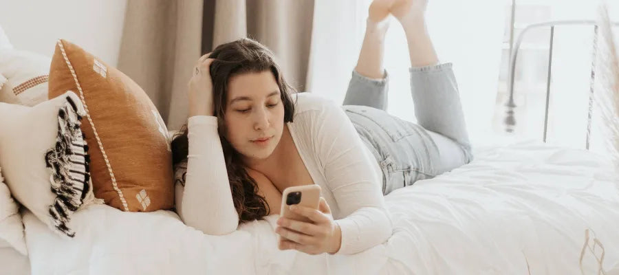 The Ultimate Sleep Distraction – Your Phone
